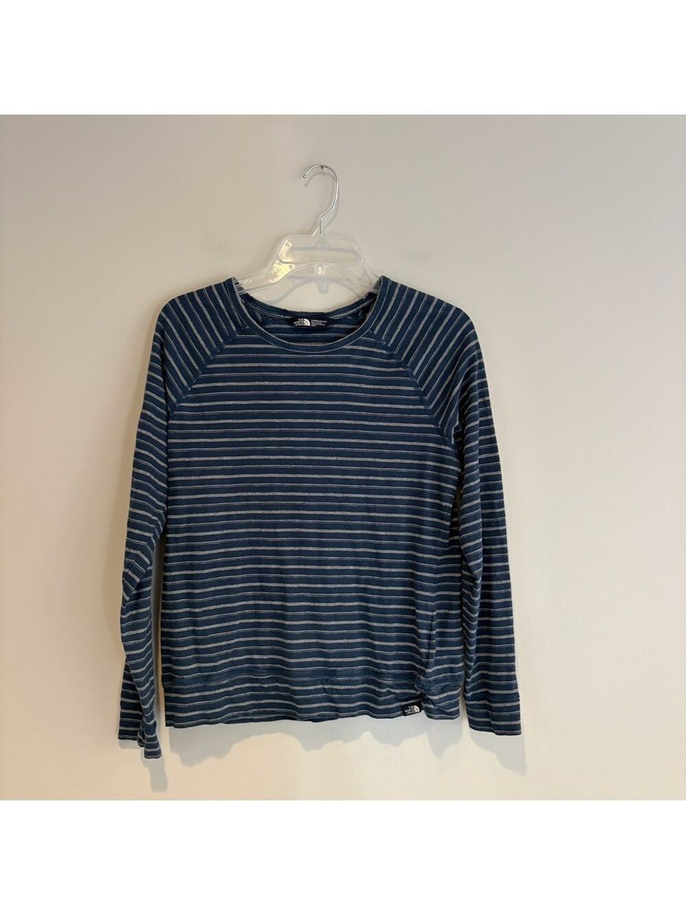 Women’s The North Face Navy and Gray Striped Top Size M
